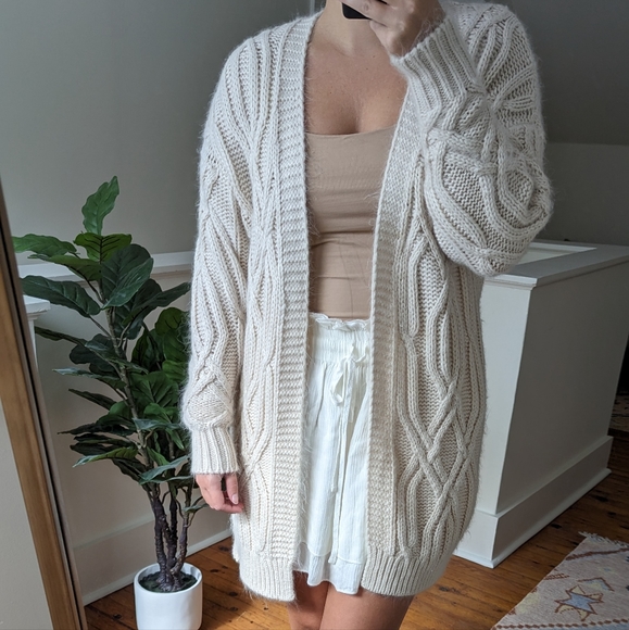 Cream knit cardigan - Picture 2 of 2